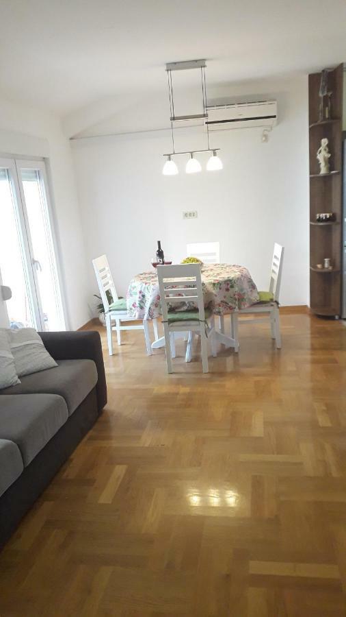 Apartmani Zilic Дуги-Рат Экстерьер фото