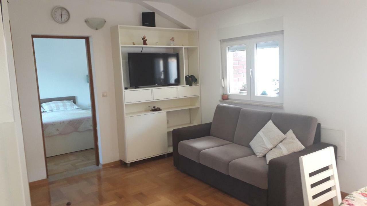 Apartmani Zilic Дуги-Рат Экстерьер фото