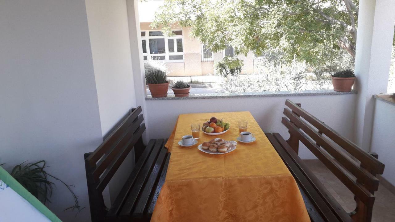 Apartmani Zilic Дуги-Рат Экстерьер фото